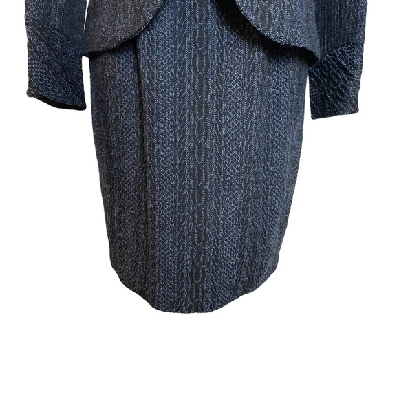 Vintage Doncaster Blue and Black Raised Pattern Blazer and Skirt Set  Sz.4P - Picture 3 of 16
